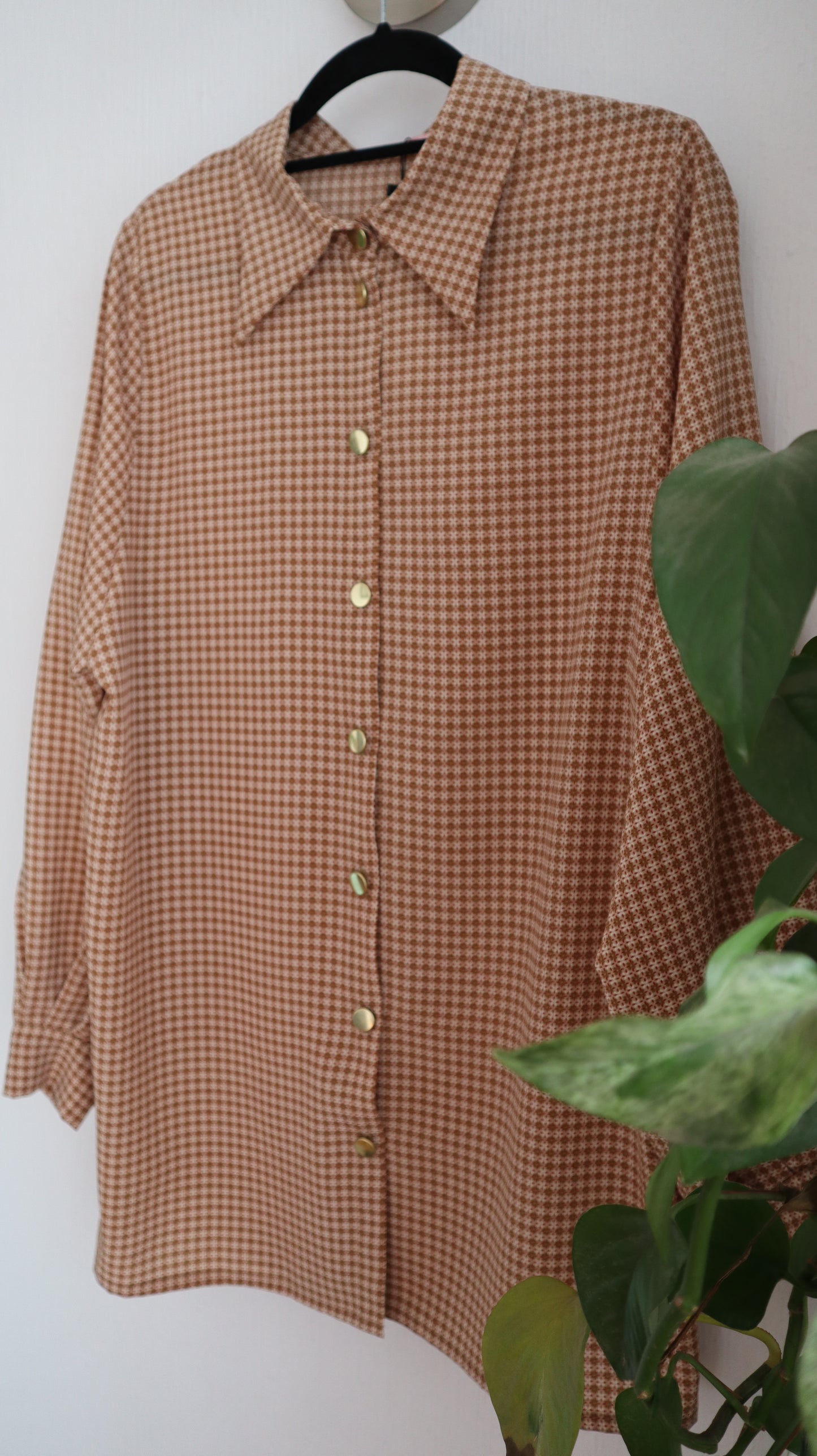 Camisa Fiorela Beige rojo