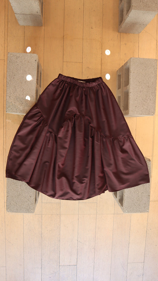 Falda Irregular Burdeo