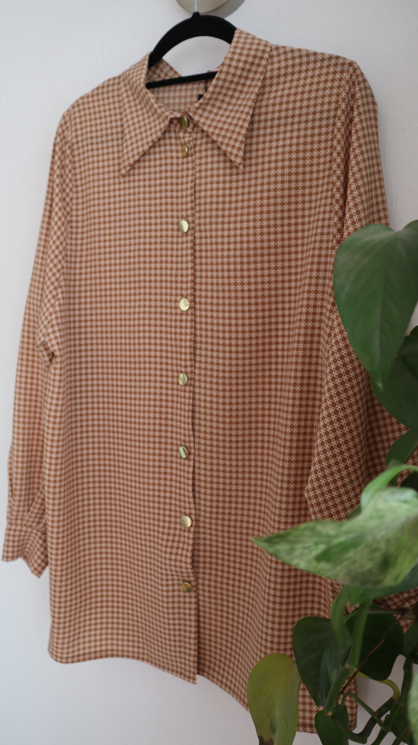 Camisa Fiorela Beige rojo