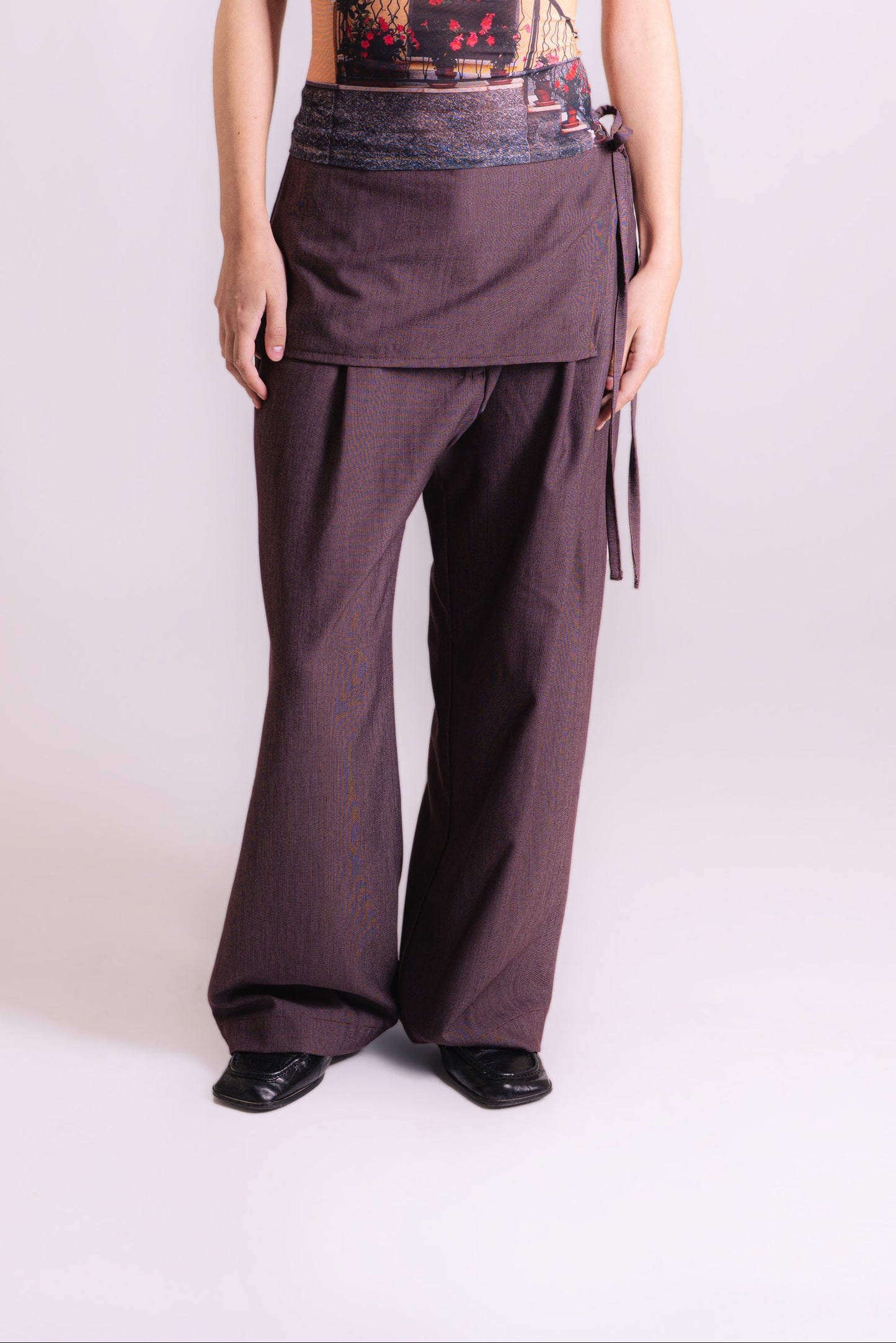 Pantalón sastrero burdeo