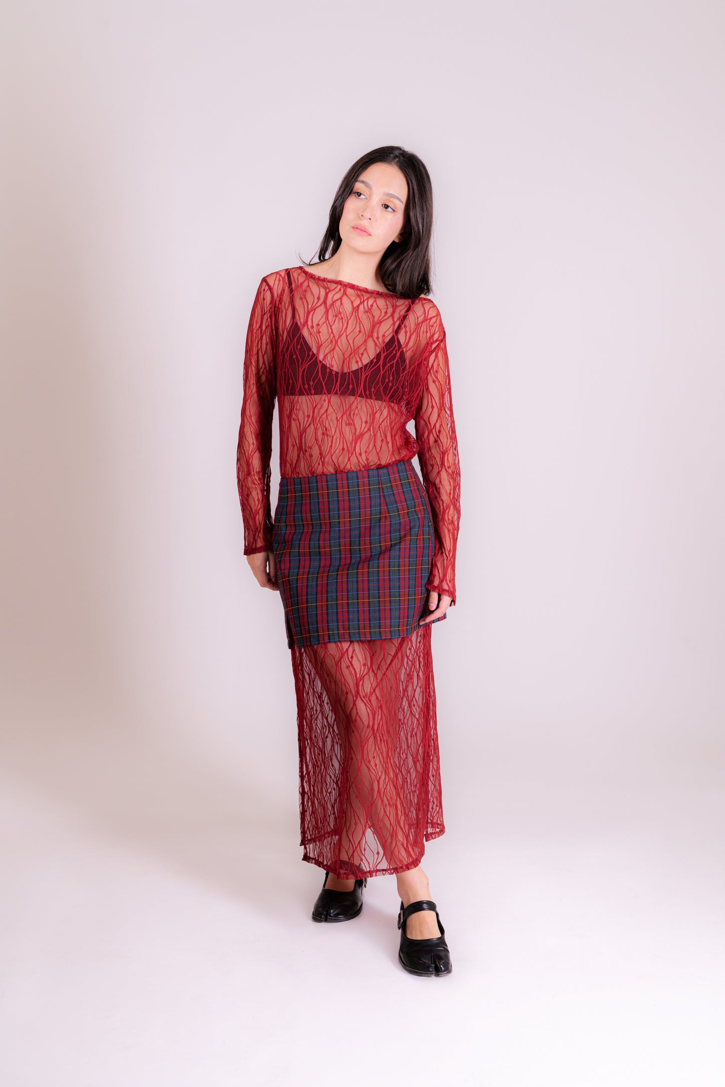 Vestido encaje burdeo