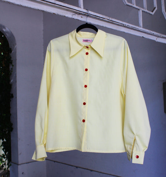 Camisa clásica amarilla